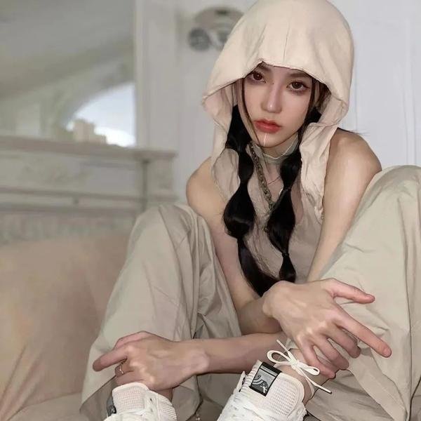 女神蒙上眼
